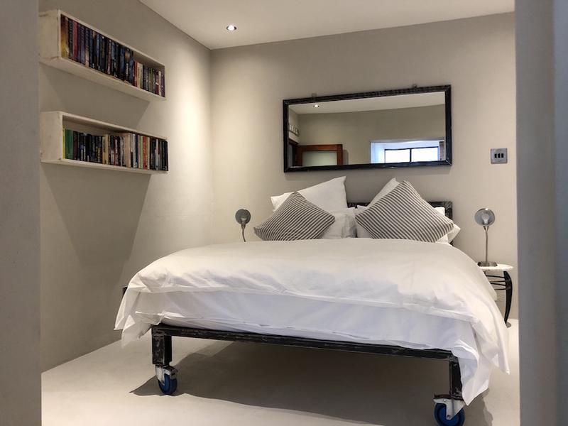 To Let 2 Bedroom Property for Rent in Hout Bay Western Cape